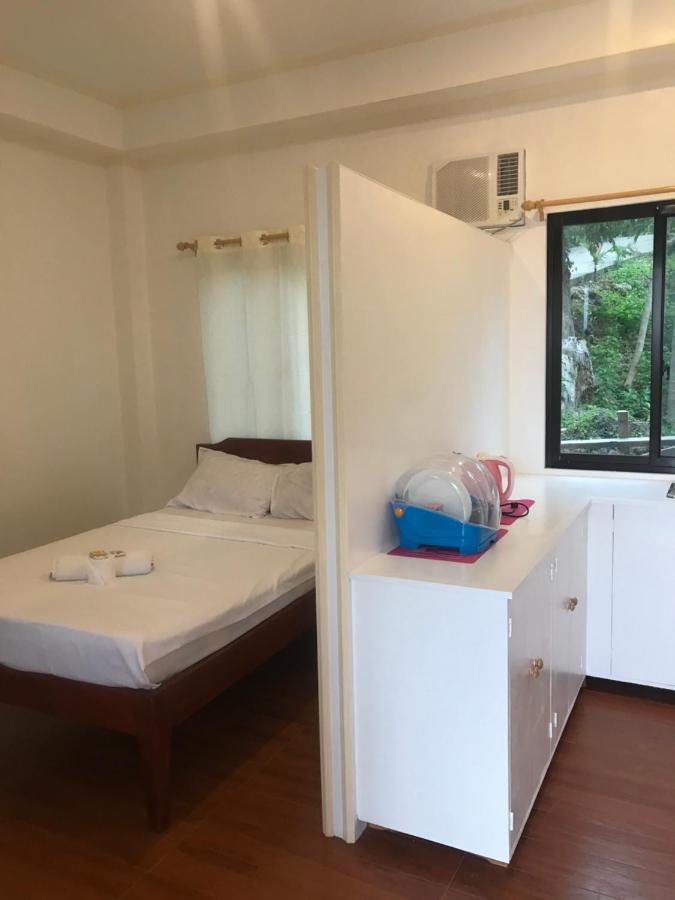 Mlb Beachfront Apartment Siquijor